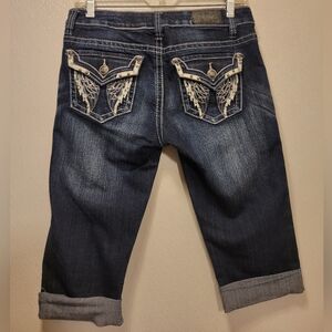 Stylish Angel Wing Dark Wash Denim Women's Capris